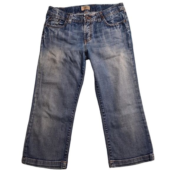 BKE Mid-Rise Crop/Capri Blue Jeans SZ 28 - Picture 1 of 13